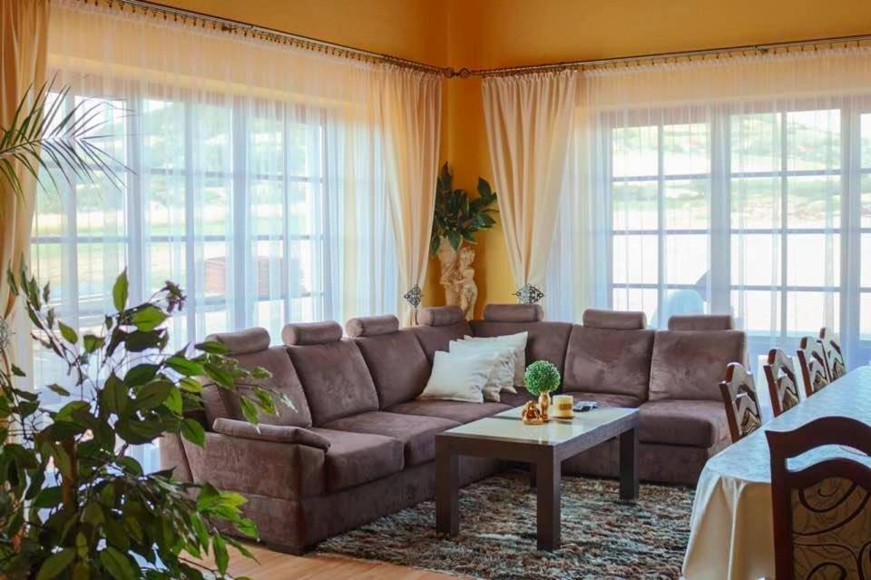 Grand Panorama Bed & Breakfast Wisniowa  Екстериор снимка