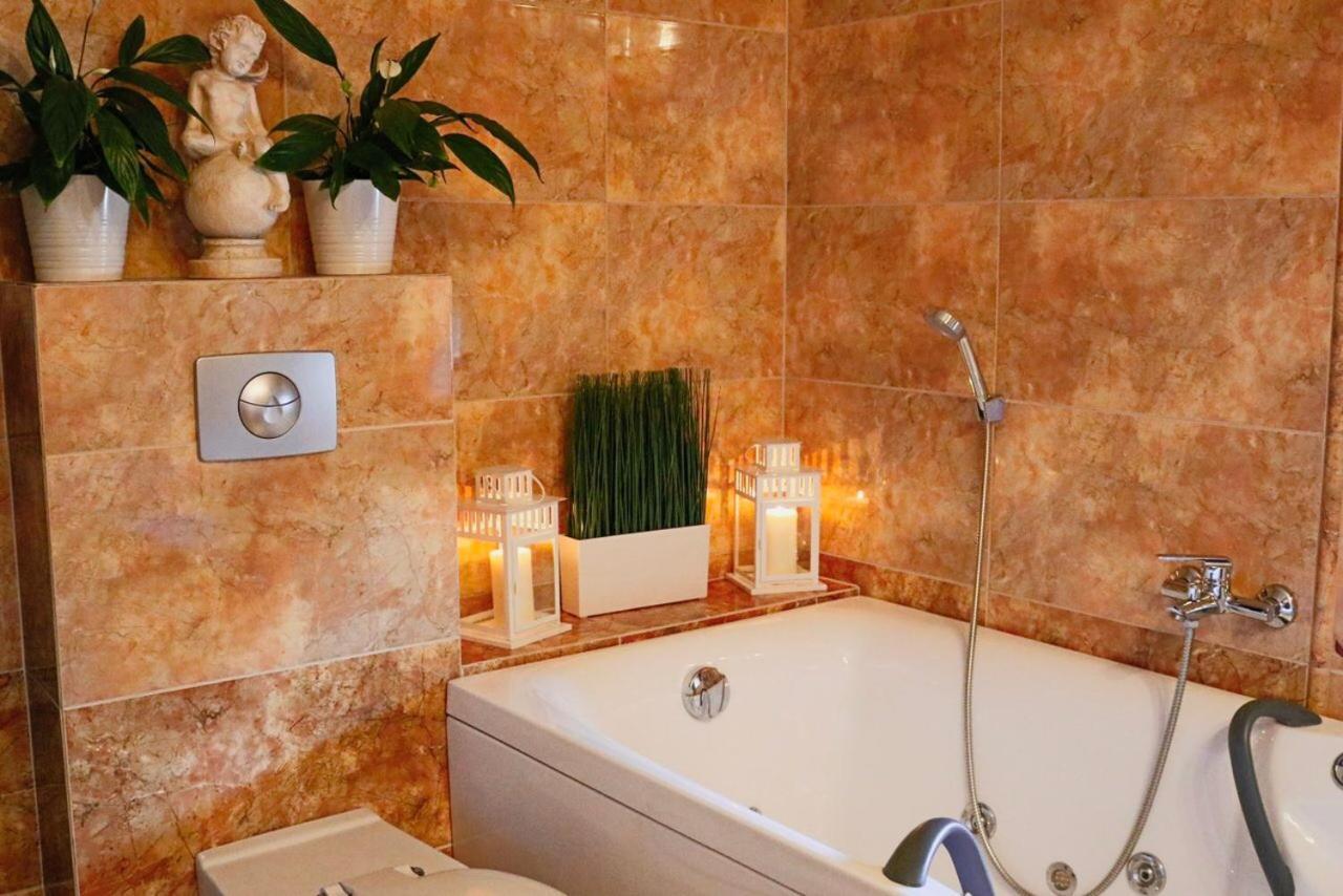 Grand Panorama Bed & Breakfast Wisniowa  Екстериор снимка
